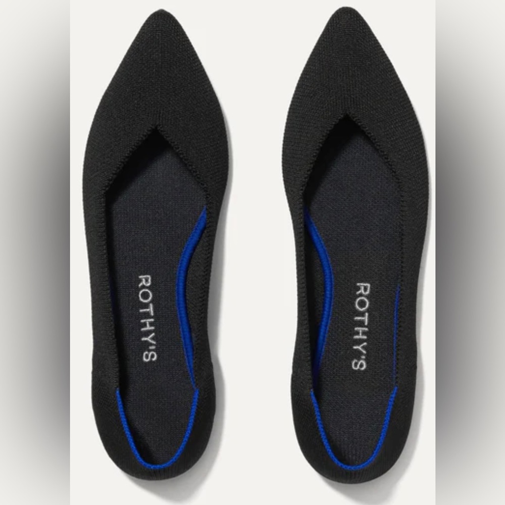 Rothy’s “The Point” size 6 in Black